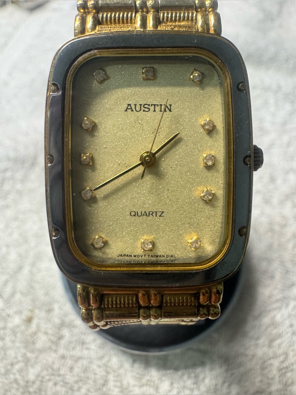 Austin Reed Gold and Black Men’s Quartz Watch